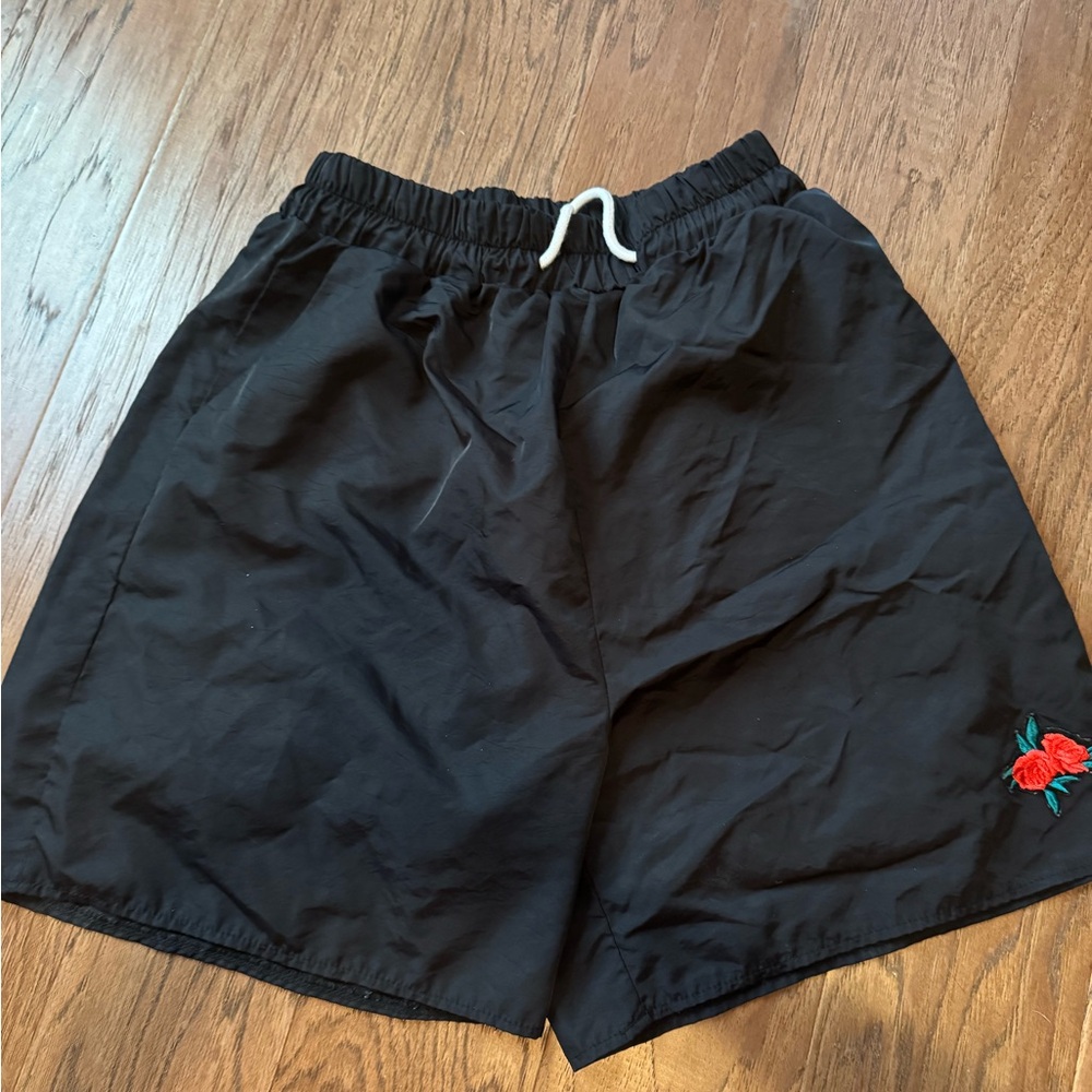 ROMWE Black Athletic Shorts with Red Embroidery